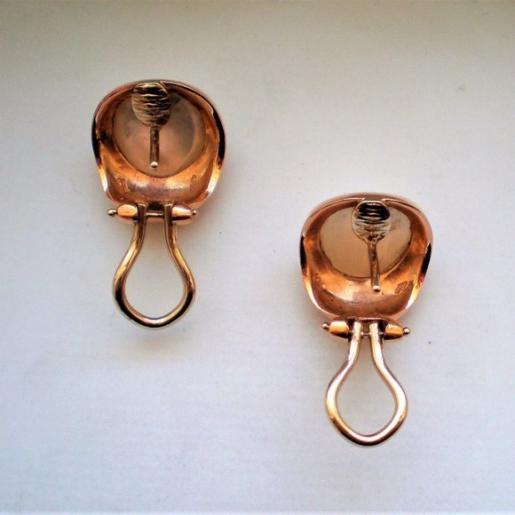 Designer 18K 750 Rose Pink Gold Carved Mother Of Pearl Omega Back Earrings 10.8g - Picture 10 of 12